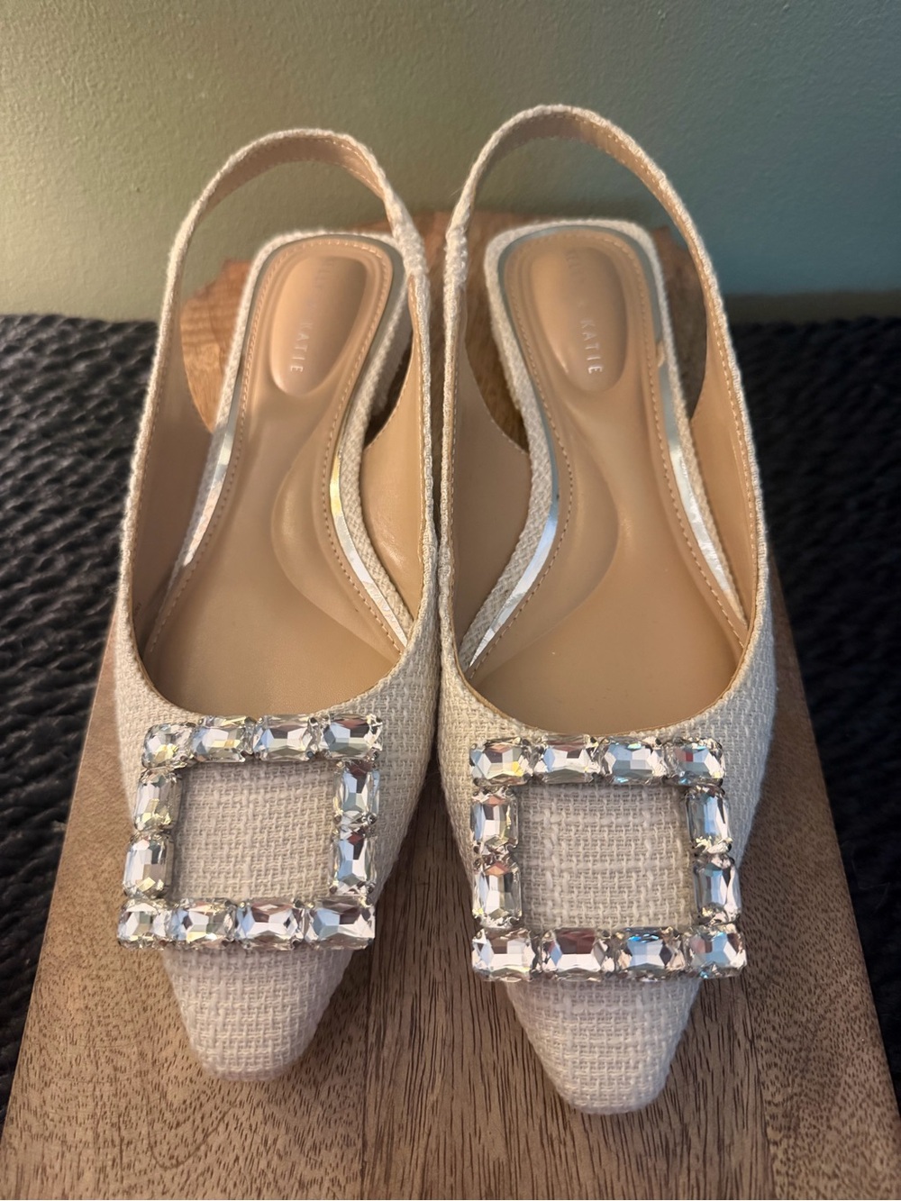 Kelly & Katie Sloanes sling back flat